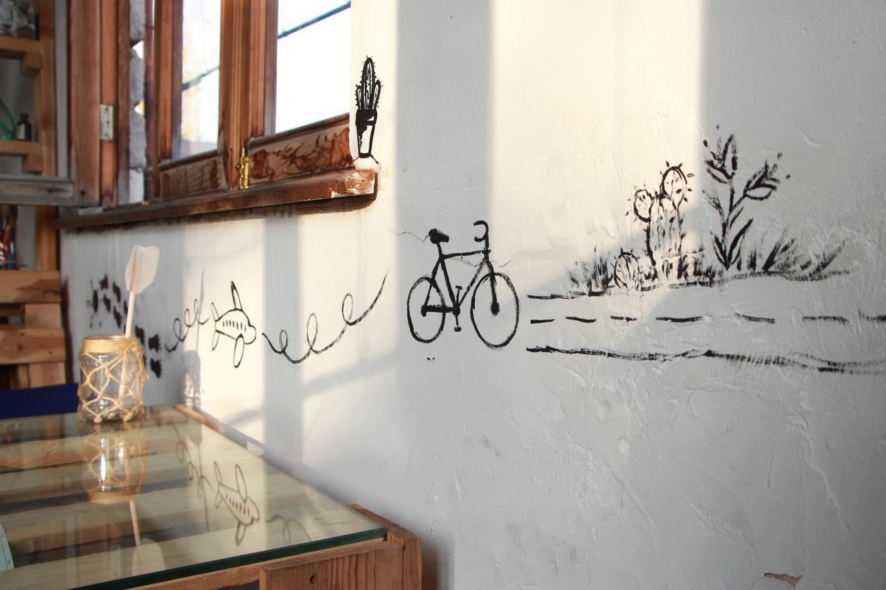 Sheni Hostel Tbilisi Ngoại thất bức ảnh