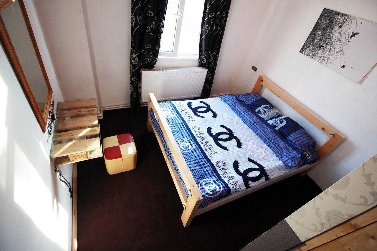 Sheni Hostel Tbilisi Ngoại thất bức ảnh