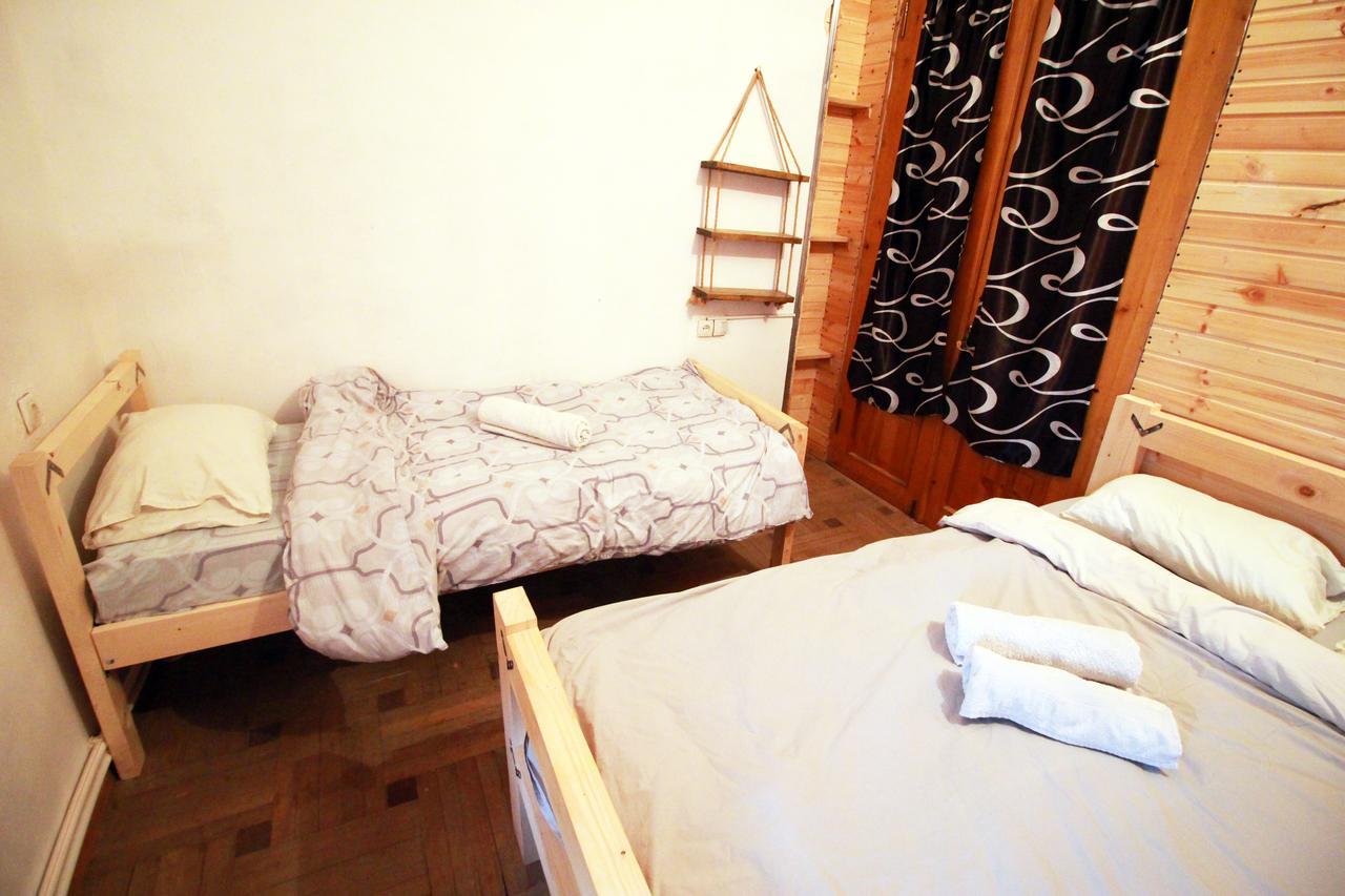 Sheni Hostel Tbilisi Ngoại thất bức ảnh